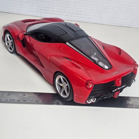Ferrari LaFerrari Red Diecast Model Car 1:14 Scale - Picture 3 of 5